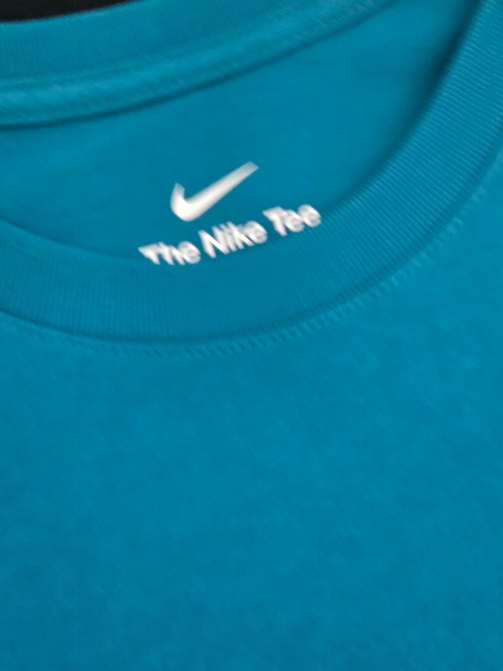 Nike Chelsea FC Club Crest Tee – NWT – Size Large - Picture 5 of 9